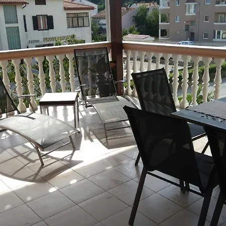 Апартаменты Summerlight Пула