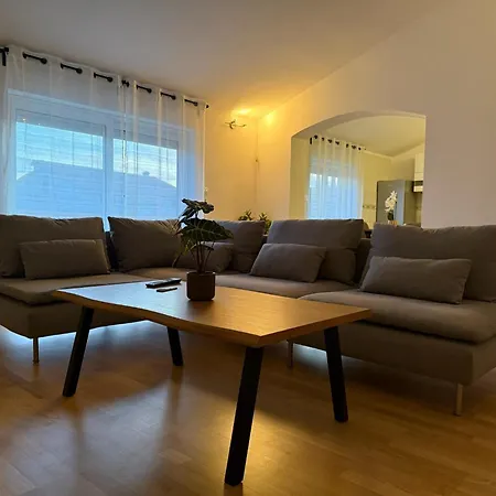 Apartment Apartment Summerlight Pula