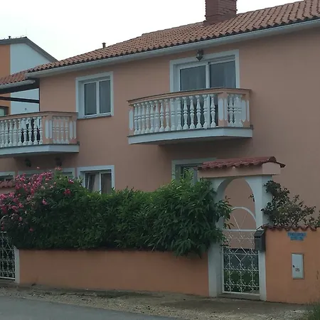 Summer 1 Apartment Pula